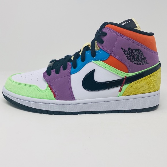 Jordan Women’s 1 Mid SE - Picture 7 of 8